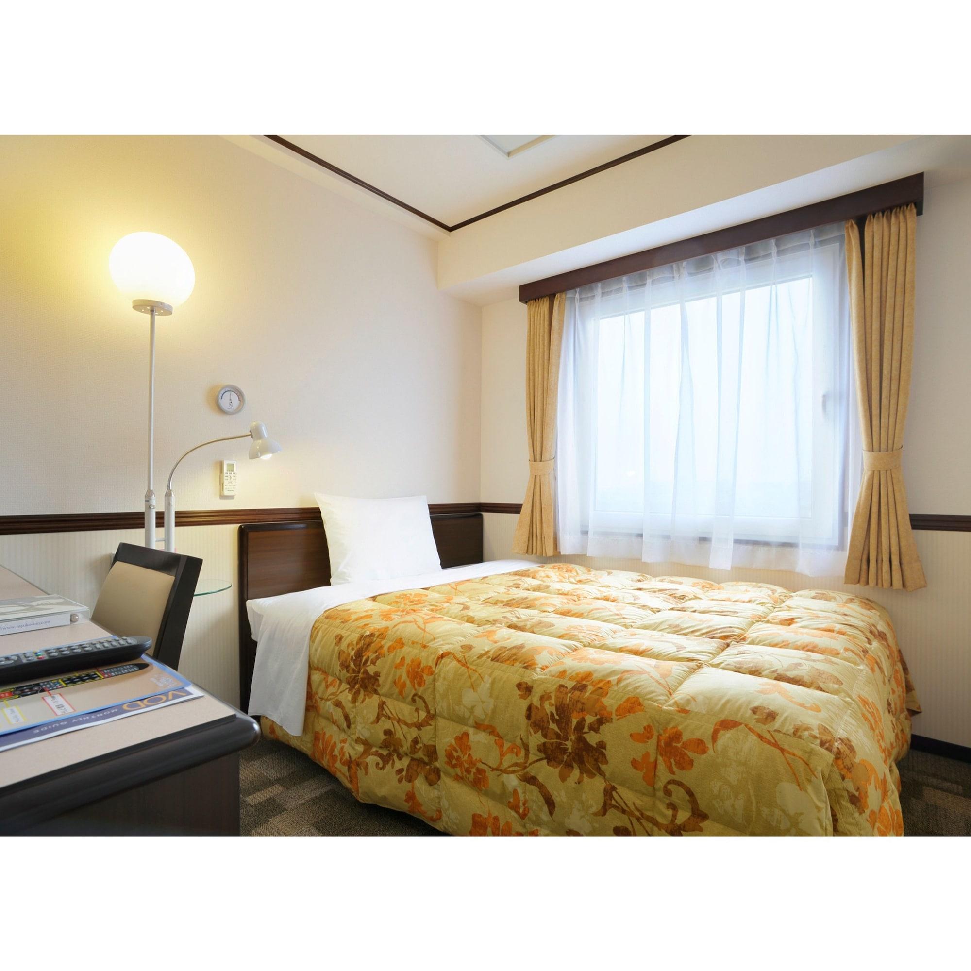 Toyoko Inn Tokyo Eki Shin Ohashi Mae Exterior photo