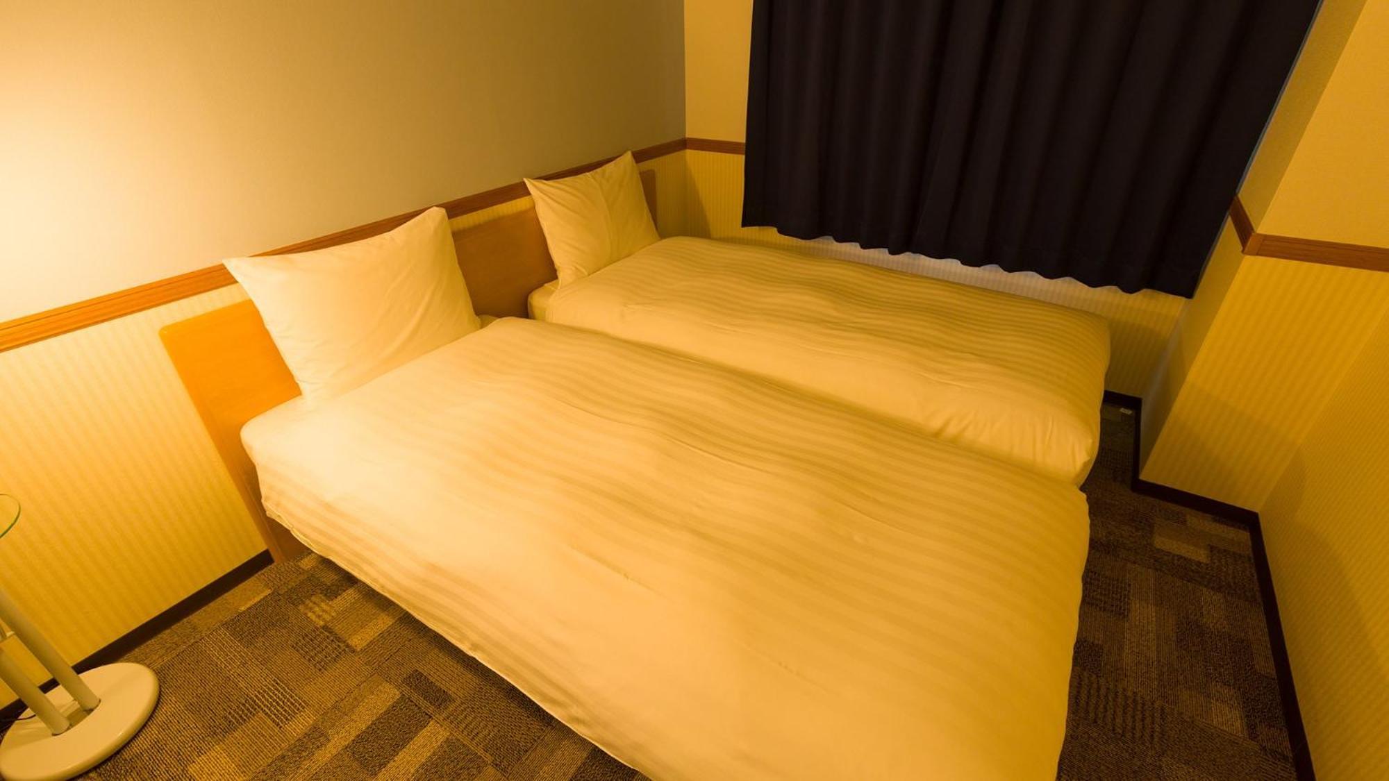 Toyoko Inn Tokyo Eki Shin Ohashi Mae Room photo